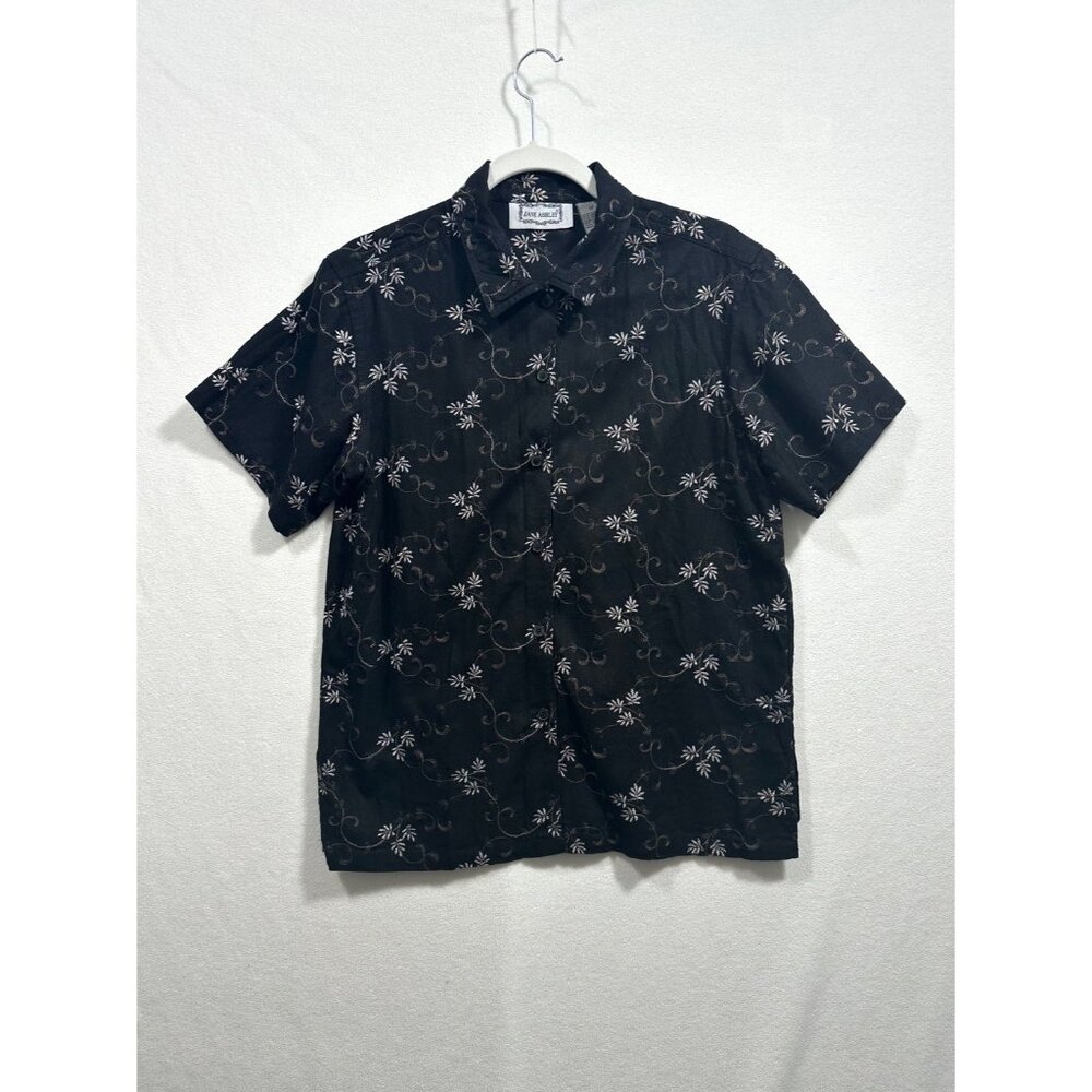 Jane Ashley Black Floral Embroidered Button Up Medium